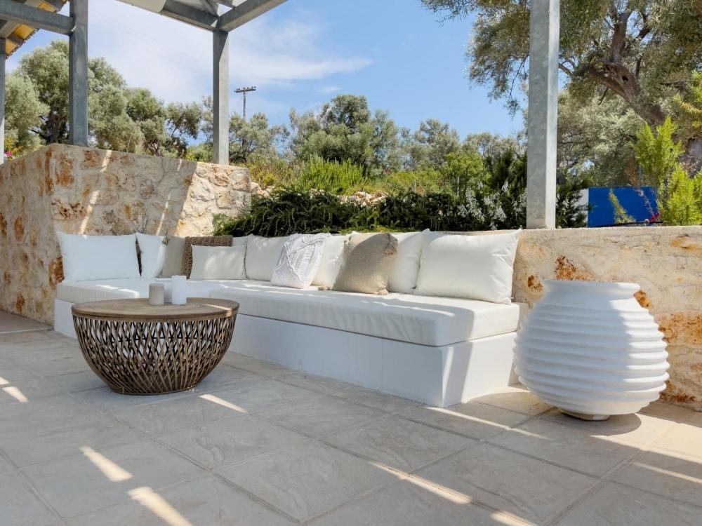 Zidanos Luxurious Sea Front Villa Marandokhórion Eksteriør billede